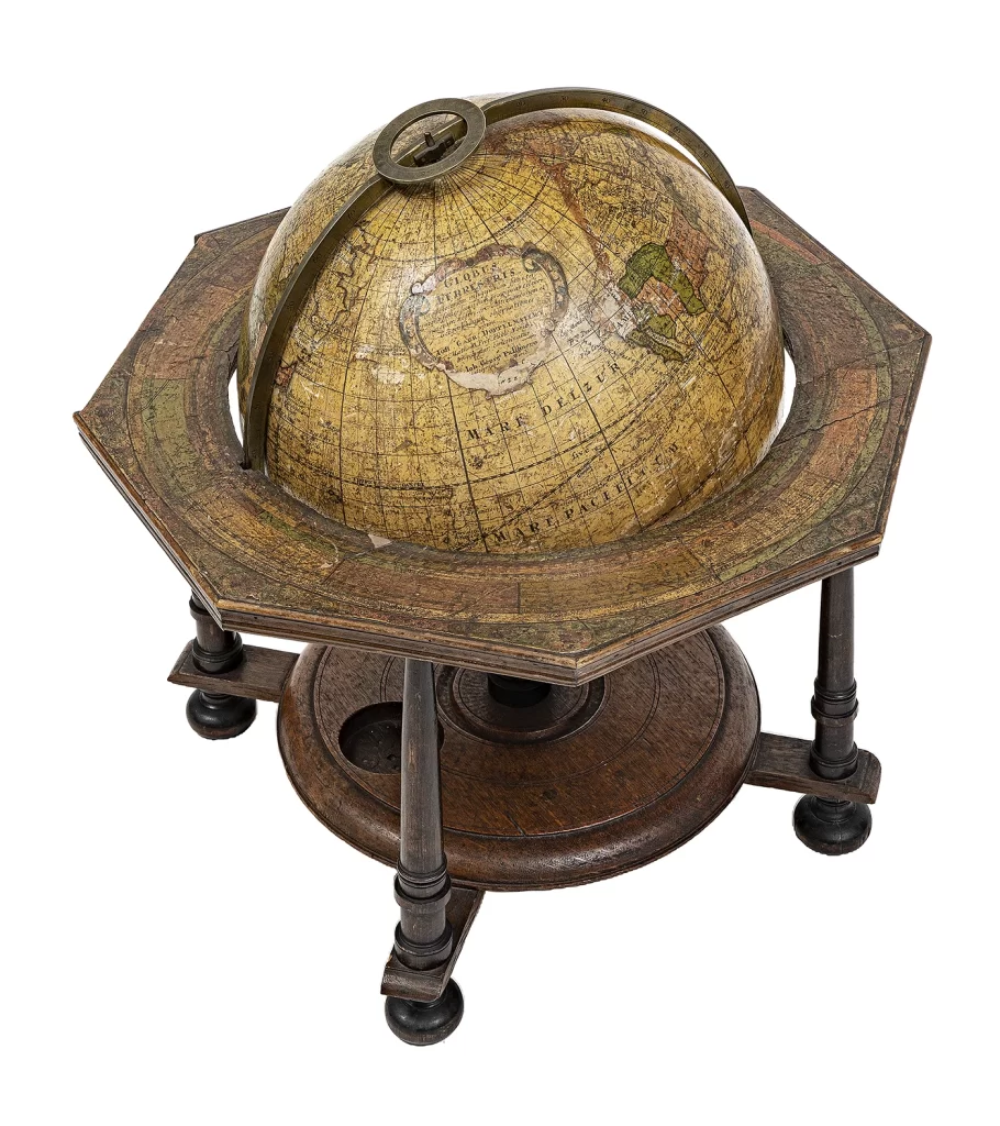 Johann Gabriel Dopplemayer and Johann Puschner (Nuremberg), Globe of the world, wood and painted paper, 1728